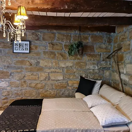 Casa Villanova Romance Secovlje